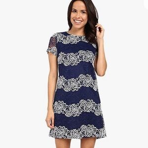 Jessica Simpson two toned floral blue white short sleeve lace cocktail dress